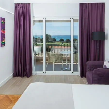Hotel Arena 4*