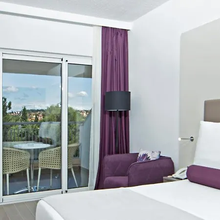 Arena Hotel
