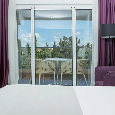 Arena Hotel